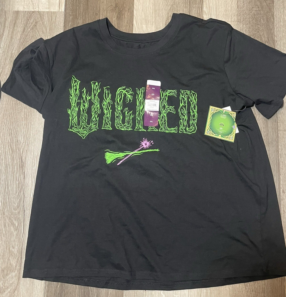 Wicked Girls Juniors XXL Black T-Shirt Green Leaf Logo Broom Pink Wand New